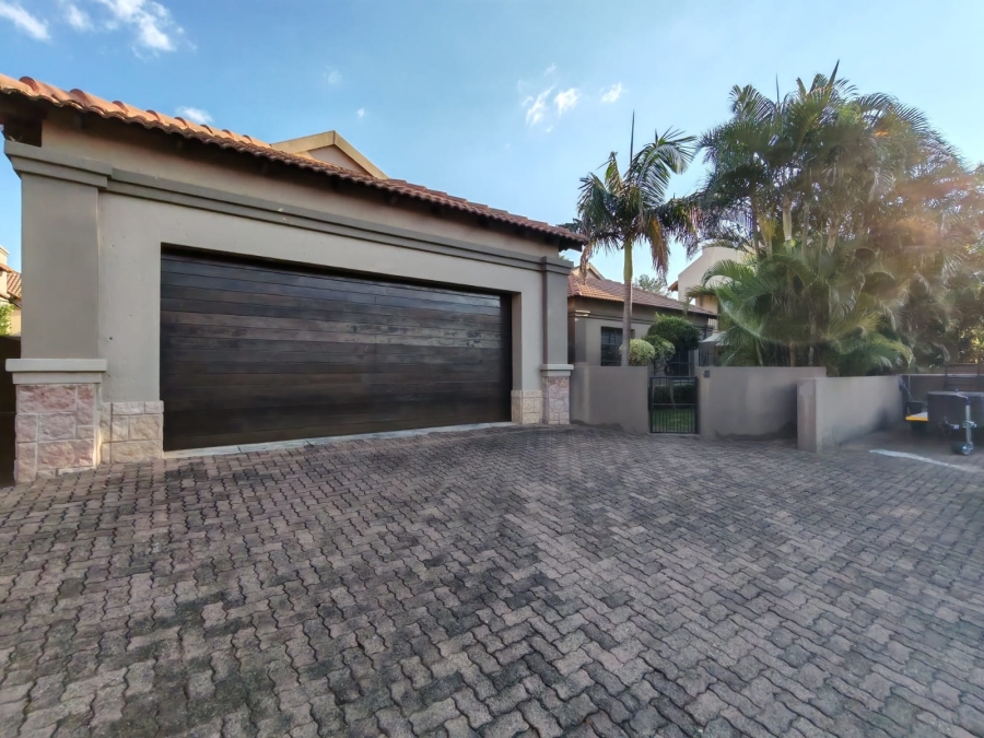 3 Bedroom Property for Sale in Safari Gardens North West